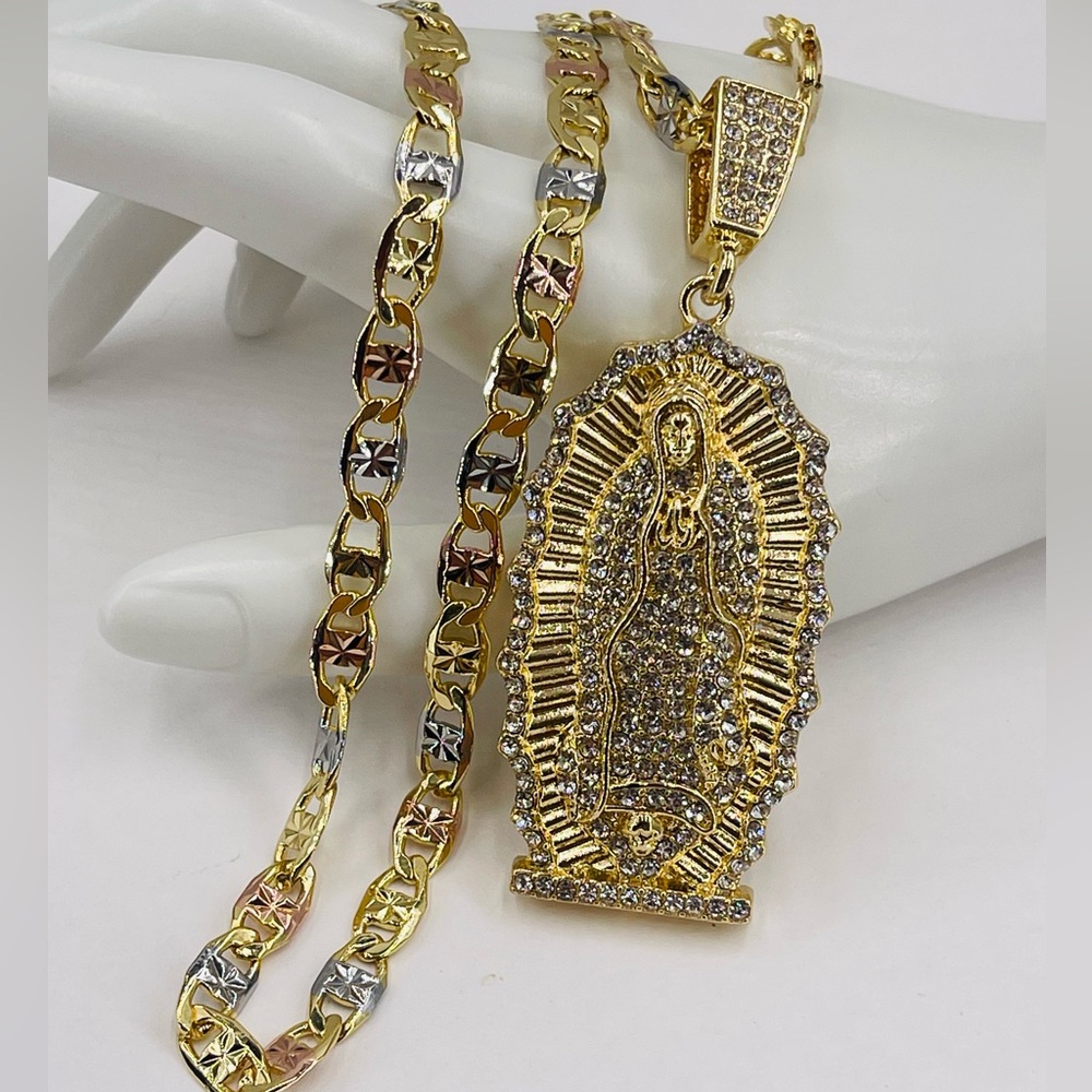 Virgin Mary Pendant Hip hop style necklace, full of diamonds gold plated 18k